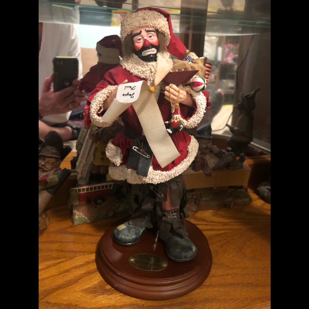 Emmett Kelly Flambro Real Rags Fabric Mache Santa
